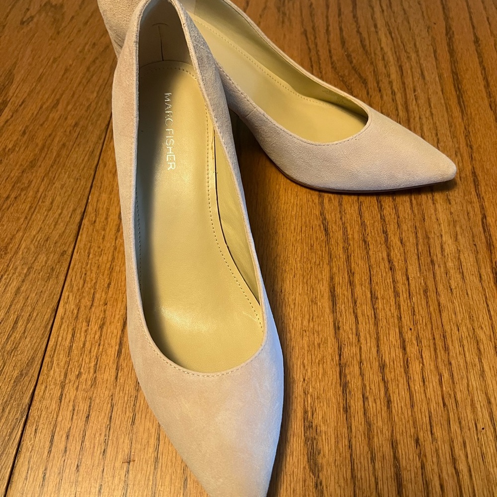 Marc Fisher Cream Suede Heels